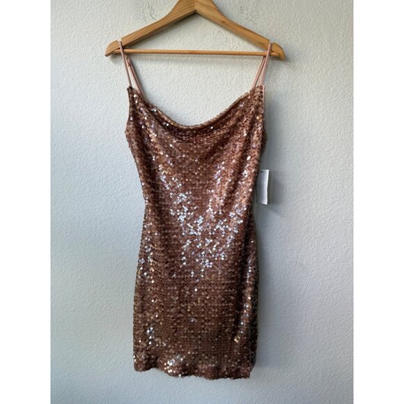 Astr The Label‎ Gold Sequins Mini Dress Size M NWT Holiday New Year's Eve Fairy - Picture 4 of 10
